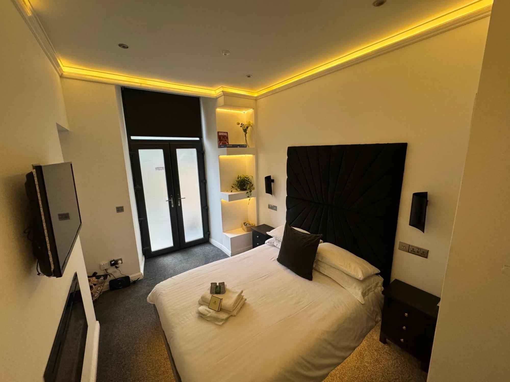 2bedroom & Steam Room! Appartement